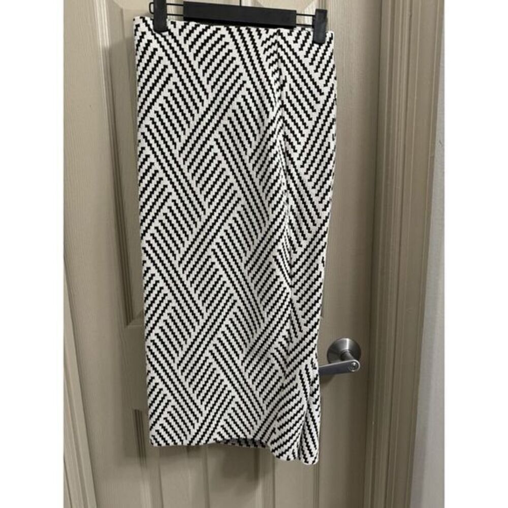 Lane Bryant Women 22 Black White Jacquard Pencil Straight Full Zip Stretch Skirt